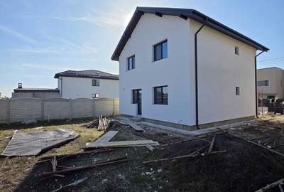 Casă cu 3 camere în Central - 5