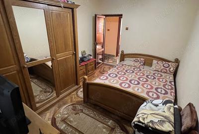 Apartament cu 4 camere semidecomandat în Motru - 6