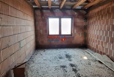 Casa de vanzare S+P+E Alba Micesti 670mp teren - 11