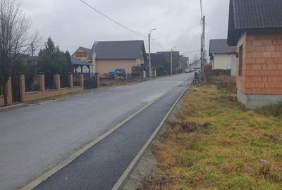 Casă cu 4 camere cu Teren 900 Mp în Central - 1