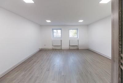 Casa Individuala pentru Birouri - Parcare Privata & Recent modernizata - 8