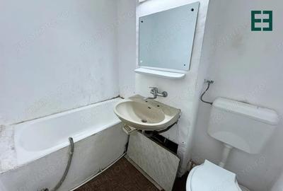 Garsoniera etajul 3 zona Aurel Vlaicu - Arad - 7