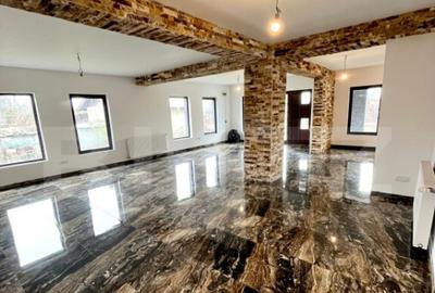 Lini?te, spa?iu ?i elegan?a casa superba langa - 13