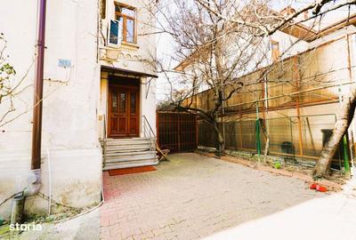 Apartament cu 3 camere în Central - 7