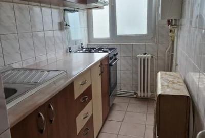 Apartament cu 2 camere nedecomandat, mobilat în Alexandru cel Bun