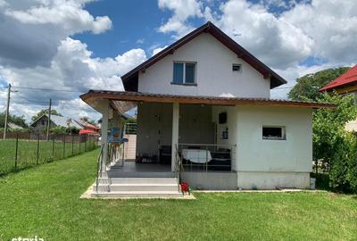 Casă cu 4 camere cu Teren 1497 Mp în Ștefănești - 1