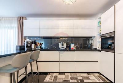 Casă cu 7 camere cu Piscina în Mogoșoaia - 18