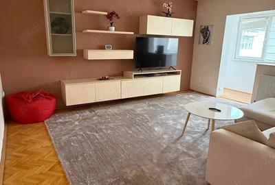 Apartament cu 3 camere decomandat în Central - 5