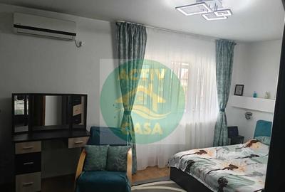 Apartament cu 2 camere decomandat în Roman