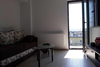 Apartament cu 2 camere decomandat în Borhanci - 2