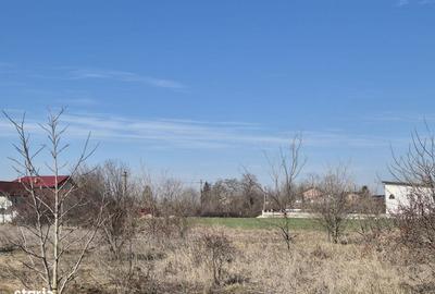 Teren de 1663 mp, în Ulmi - 3