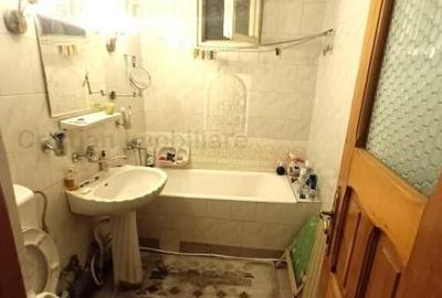Apartament cu 3 camere decomandat în Barieră - 6