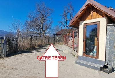 Teren de 2142 mp, în Podul Lung - 12