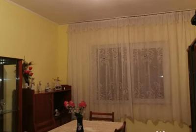 Casă cu 4 camere cu Teren 951 Mp în Saraiu - 8
