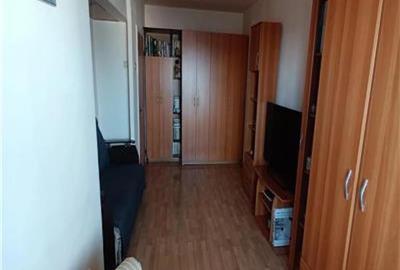 Apartament cu 2 camere, decomandat - zona Tractorul - 5