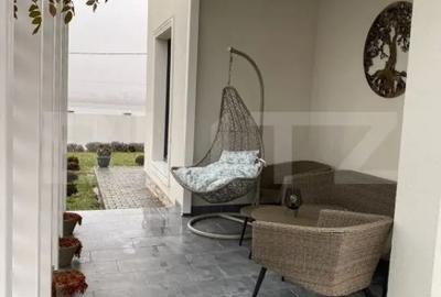 Casă cu 7 camere cu Teren 3500 Mp în Mociu - 1