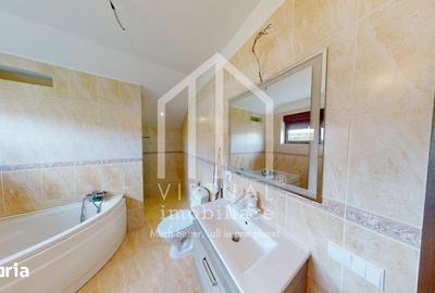 Casă cu 5 camere cu Teren 372 Mp în Roșia - 4
