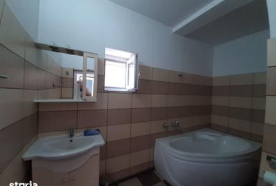 Casă cu 4 camere decomandat cu Teren 360 Mp în Burdea