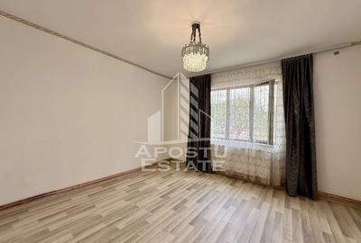 Casă cu 3 camere cu Canalizare în Central - 5