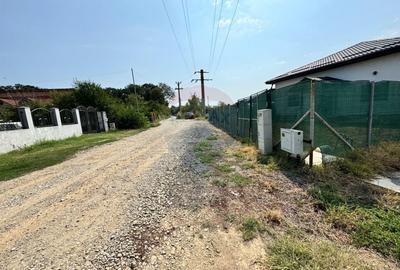 Vanzare teren intravilan 1,000mp Strada George Cosbuc/ Peris
