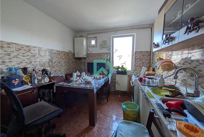 Apartament cu 4 camere decomandat în Dârste - 5