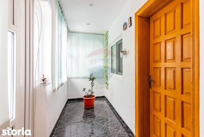 Casă cu 5 camere cu Teren 1842 Mp în Șotânga - 17