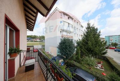 Casă individuală cu 6 camere cu Teren 155 Mp în Central - 2