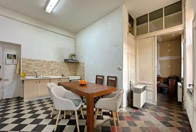 Apartament cu 3 dormitoare și curte, la 3 minute de Piața Sfatului - 10