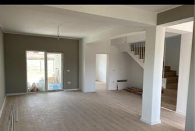 Proprietar casa/duplex Mosnita Noua,cartier Europa,4 camere - 7