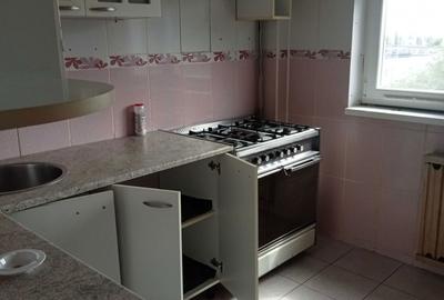 Apartament cu 2 camere decomandat în Apusului - 1