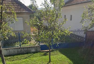 Vand casa in Ocna Mure?