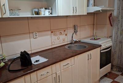 Apartament cu 3 camere decomandat în Central - 4