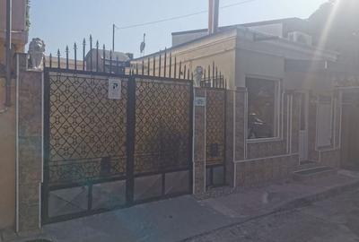 De vanzare Casa individuala curte proprie, Auchan Vitan, sector 3 - 8