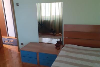 Apartament cu 3 camere semidecomandat, mobilat în Iancului - 8