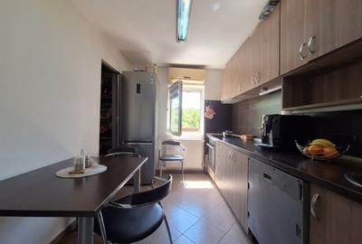 Apartament cu 2 camere semidecomandat, mobilat în Aradului - 8