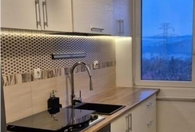 Apartament cu 2 camere decomandat în Nicolina