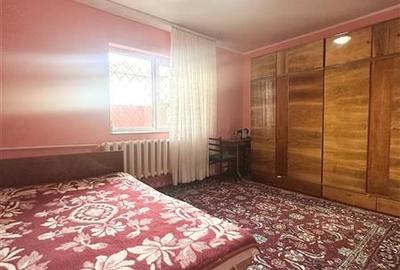 Casa din Caramida S+P+1E, 10 camere, Faleza Nord - 4