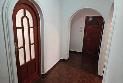 Apartament cu 3 camere decomandat în Central - 7
