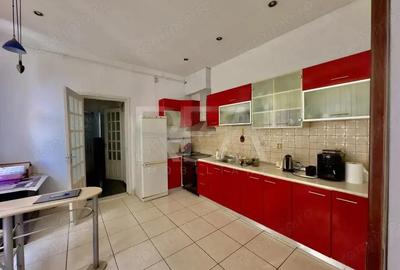 Vila 6 camere, Titulescu, Curte ?i zona de relaxare Metrou la 7 minute - 10