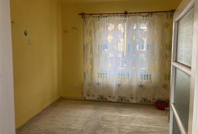 Casa 3 camere, recomandata:centru servicii/ cabinet/ birouri, Central, Sfantu Gh - 2