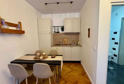 Apartament cu 2 camere semidecomandat în Centrul Istoric - 4