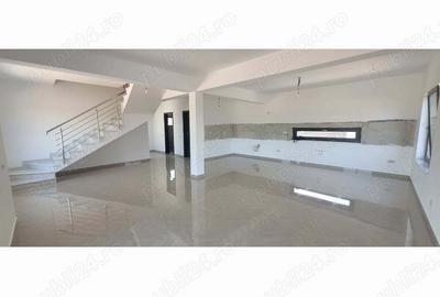Casă cu 4 camere în Central - 8
