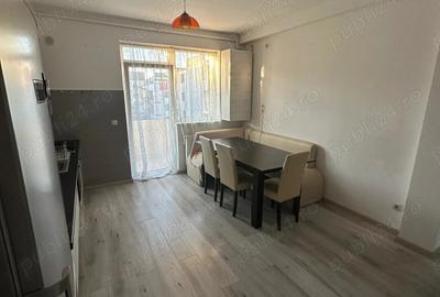 Apartament cu 2 camere decomandat, mobilat în Central