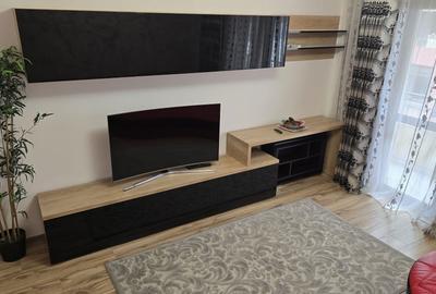 Apartament cu 2 camere decomandat în Runcu