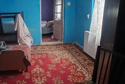 Casă cu 5 camere cu Canalizare în Palazu Mare - 8