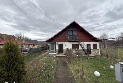 Casă cu 4 camere cu Teren 889 Mp în Cornu - 17