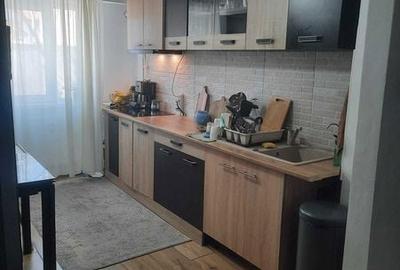 Apartament cu 3 camere în Tomis I - 2