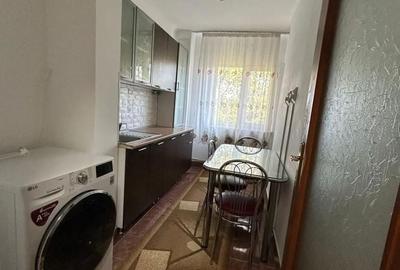 Apartament cu 2 camere decomandat în Calea București - 3