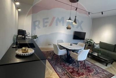 Apartament 3 camere, ultracentral, de inchiriat - 2