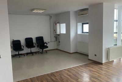 Birou, de 120 mp, în Unirii - 8